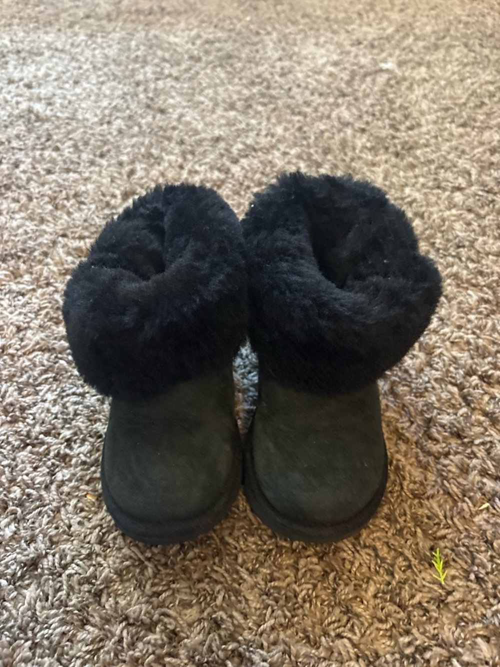 Kids Black Uggs